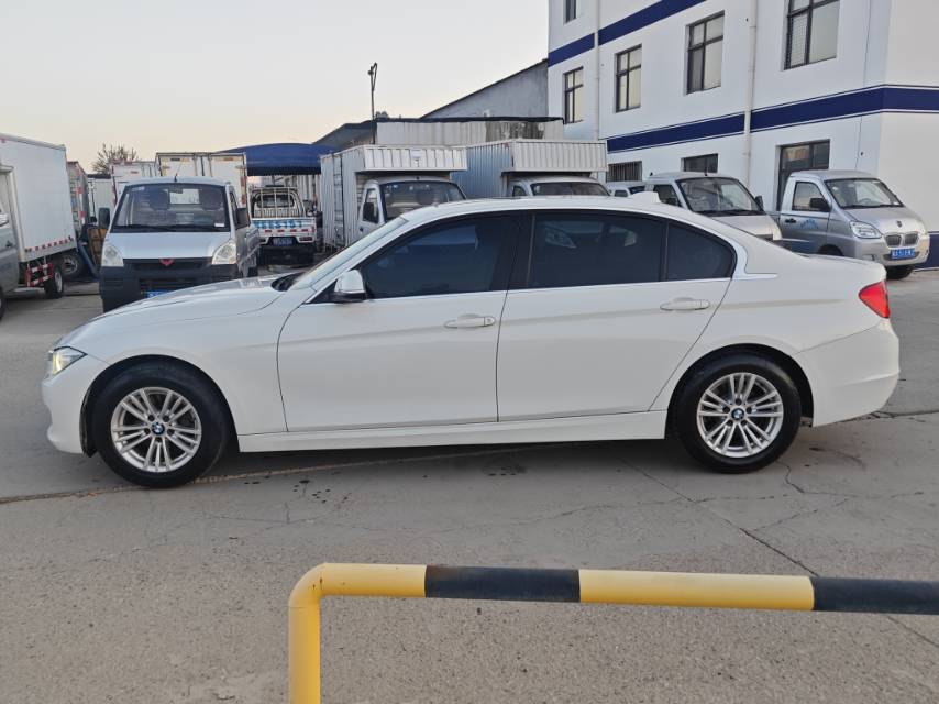 BMW 3 Series 2015 #5 BMW 3 Series 2015 car image #5