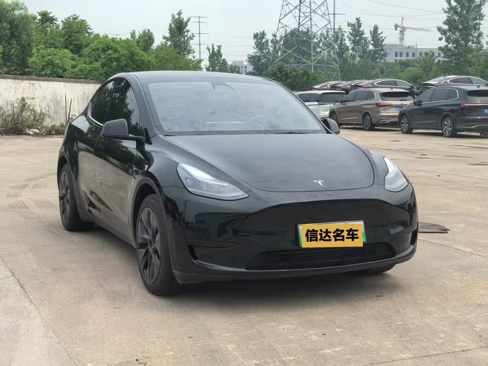 Tesla Model Y 2023 #3 Tesla Model Y 2023 car image #3