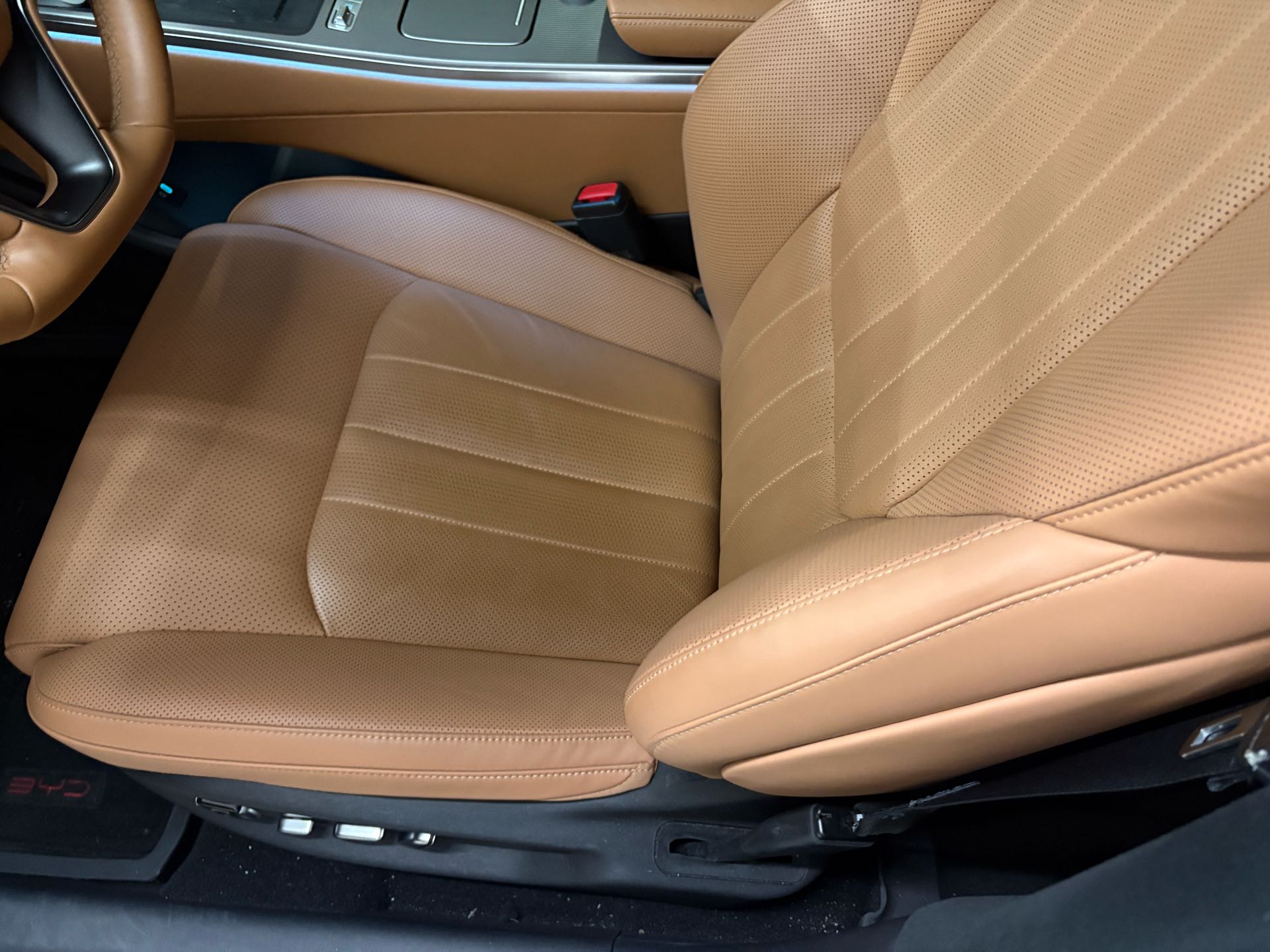 BYD HanL 2025 #8 BYD HanL 2025 imagen de coche #8