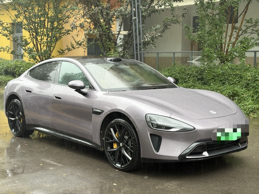 MI SU7 2025 car image 