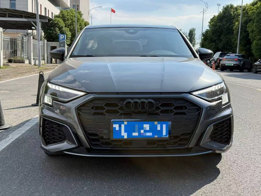 2023 image de voiture #2