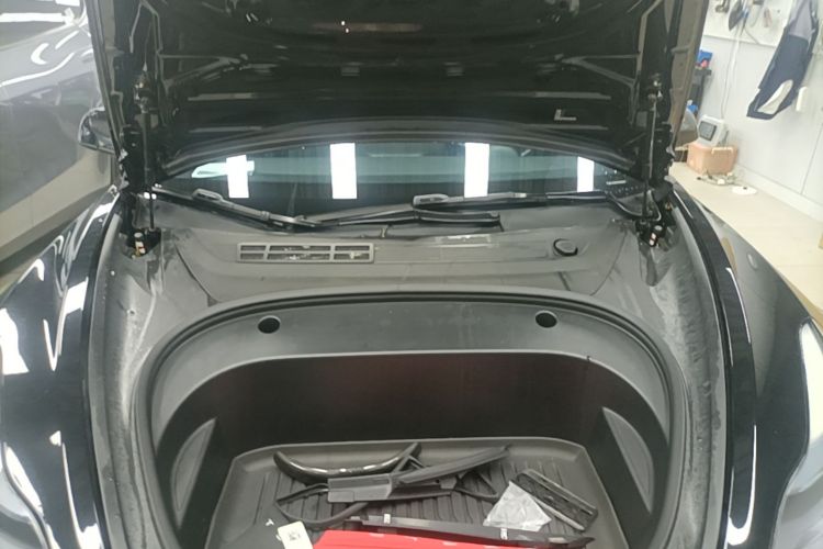 Tesla Model 3 2023 immagine di auto #20