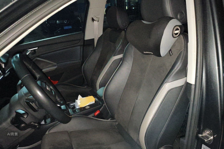 Audi Q3 2021 car image #17