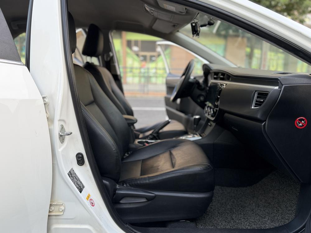 Toyota Corolla 2017 car image #15