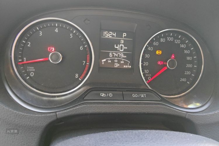 Volkswagen Polo 2017 car image #14