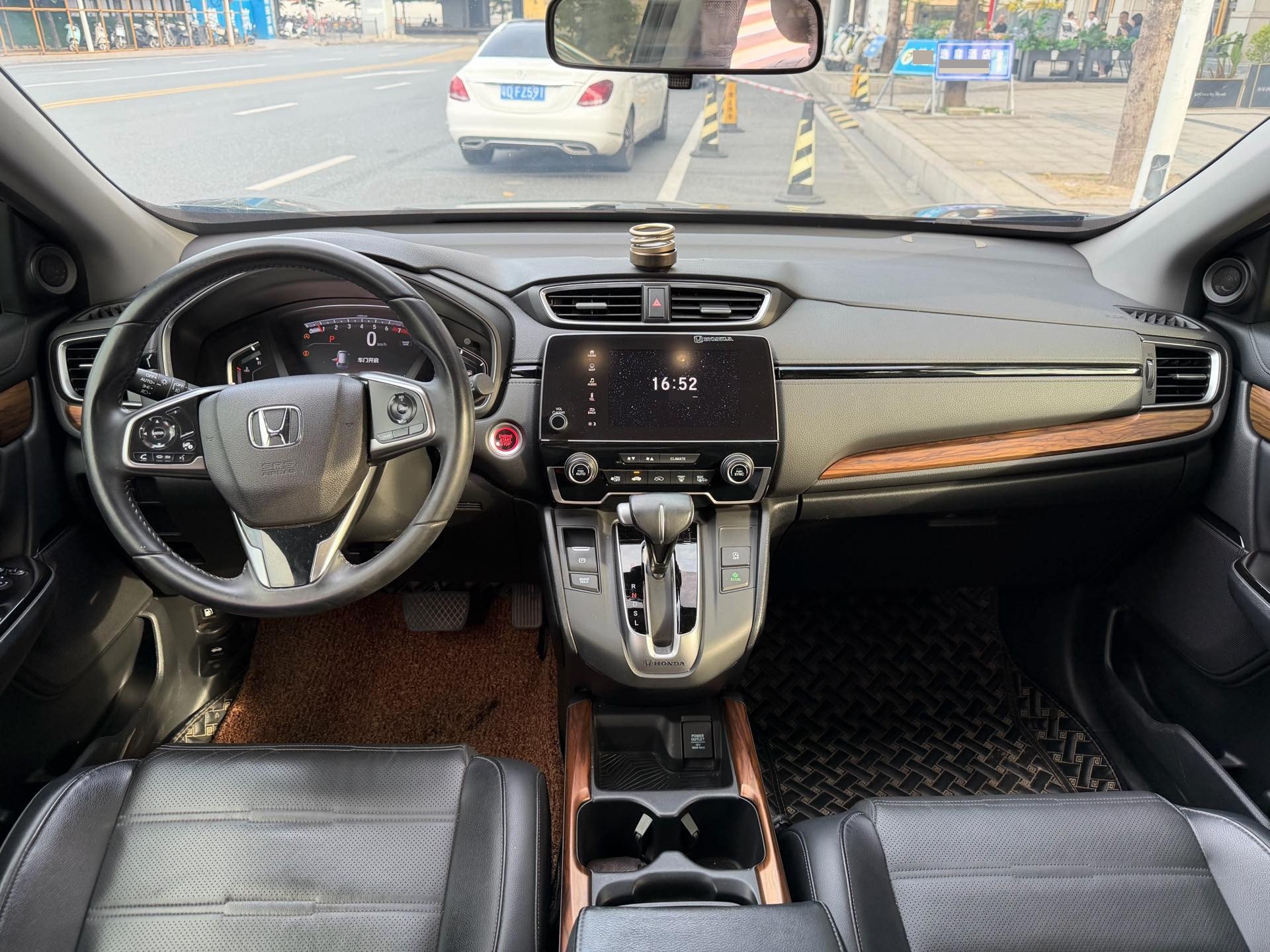 Honda CR-V 2019 car image #6