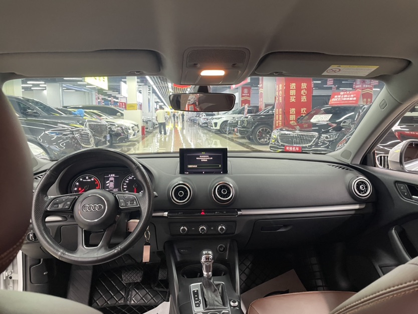Audi A3 2019 car image #5