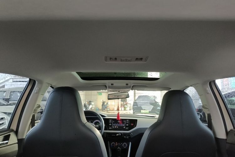 Volkswagen Polo 2020 car image #18