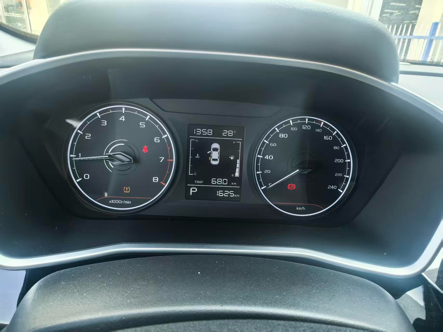GEELY Coolray 2025 #5 GEELY Coolray 2025 immagine di auto #5