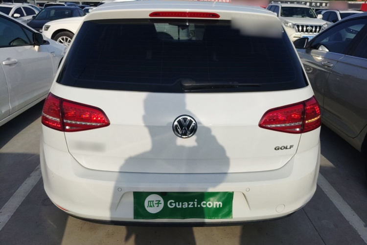 Volkswagen Golf 2016 car image #6
