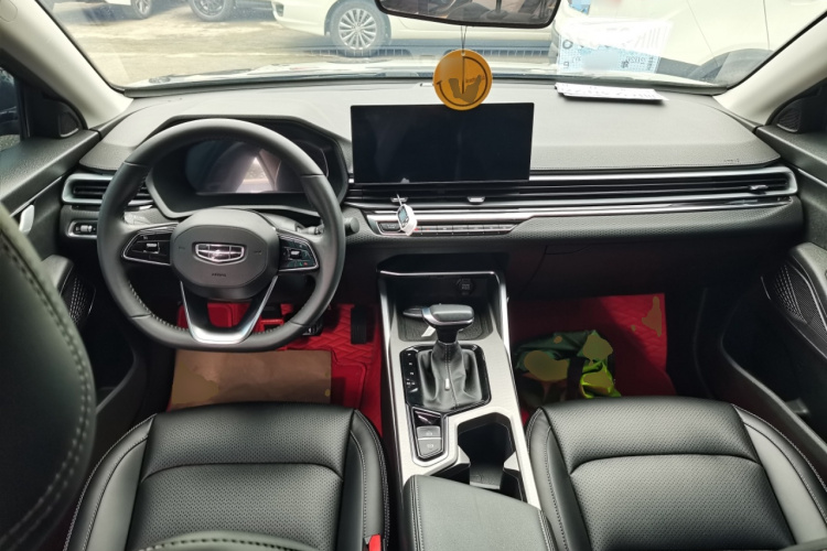 GEELY Emgrand 2024 car image #10