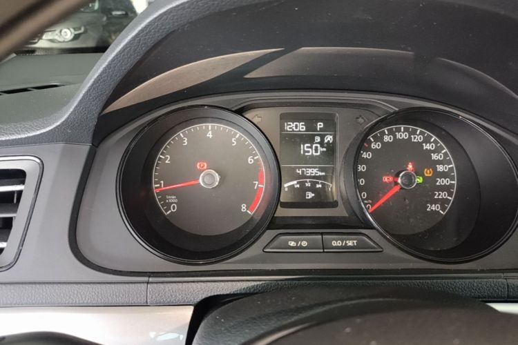 Volkswagen Lavida 2020 car image #12