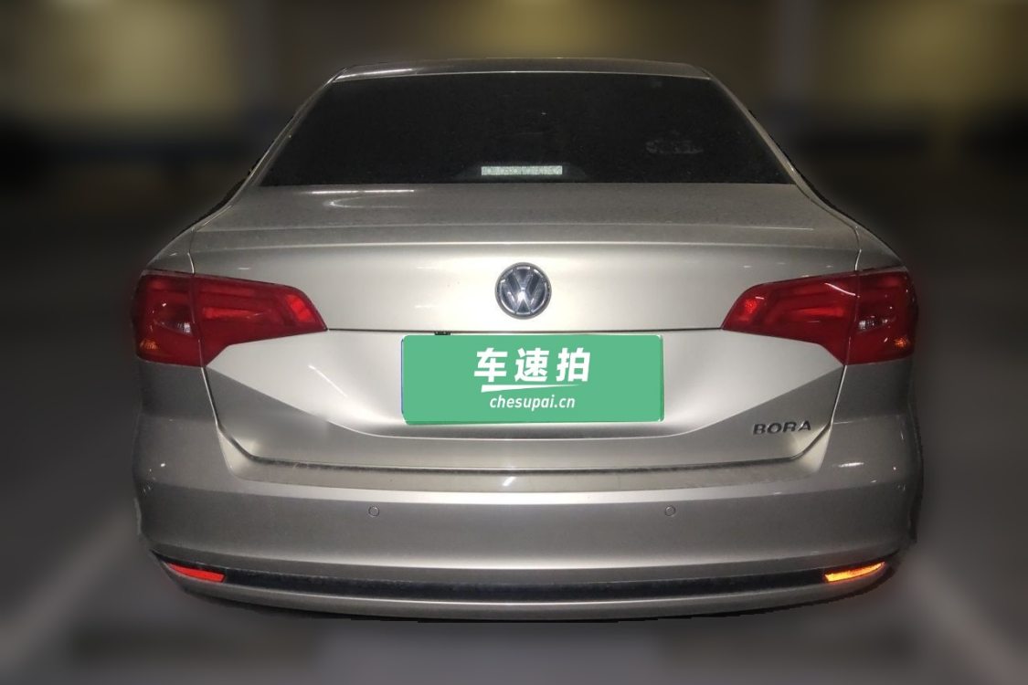 Volkswagen Bora 2016 car image #6