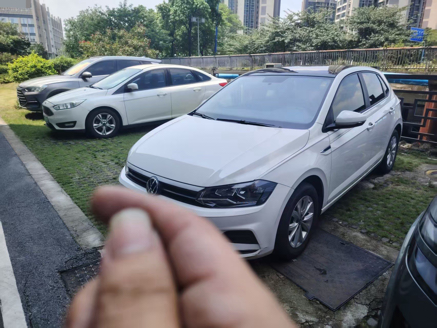 Volkswagen Polo 2021 Volkswagen Polo 2021 car image