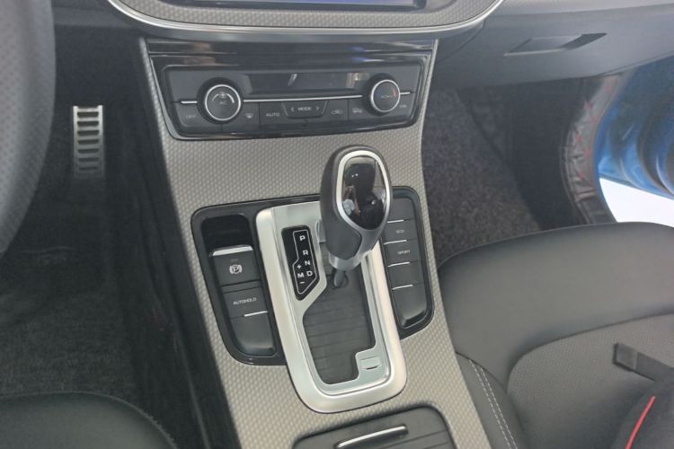 GEELY Emgrand GS 2017 #14 GEELY Emgrand GS 2017 car image #14