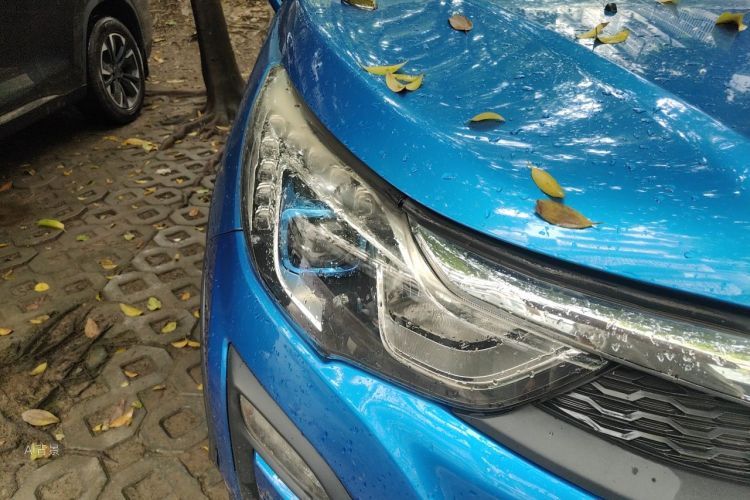 BYD Yuan 2016 #8 BYD Yuan 2016 car image #8