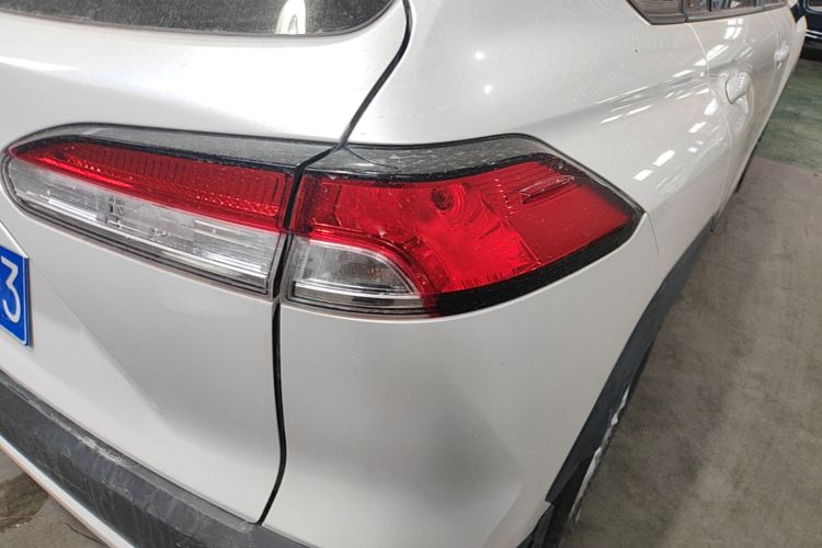 Toyota Corolla Cross 2022 #8 Toyota Corolla Cross 2022 car image #8