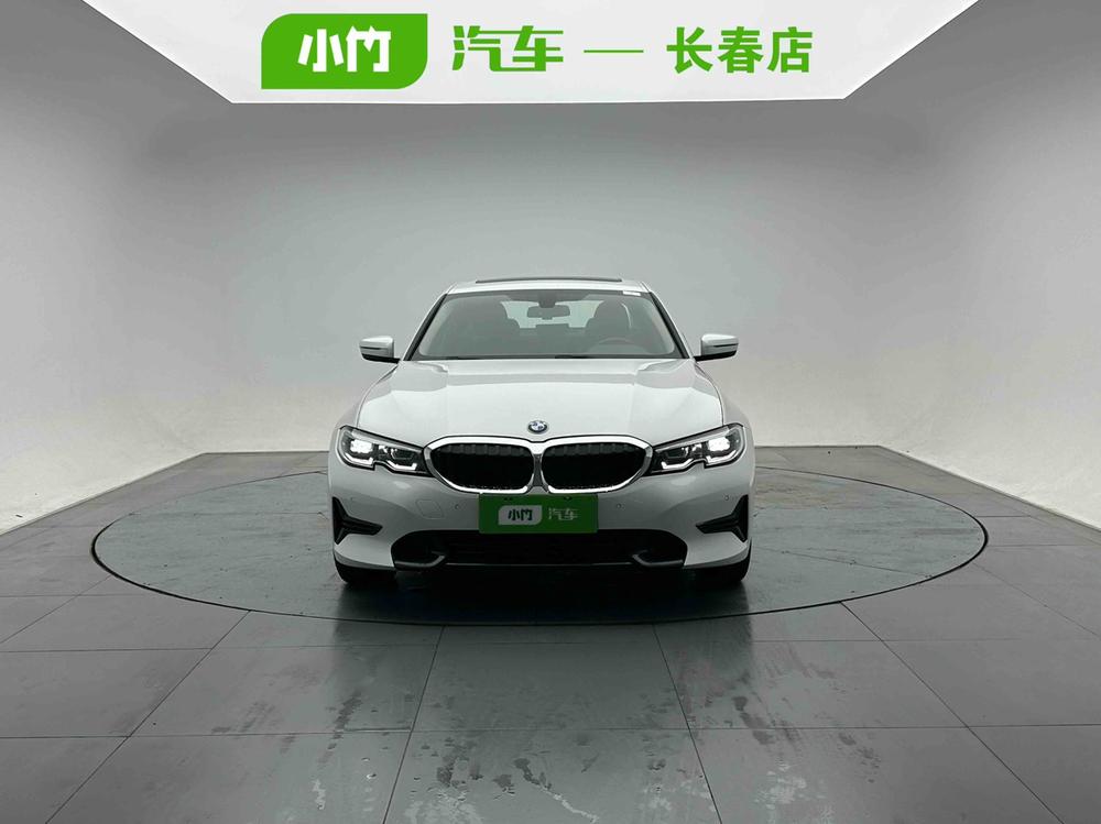 BMW 3 Series 2022 #2 BMW 3 Series 2022 car image #2