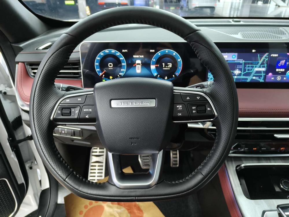 Jetour X70 PLUS 2024 #13 Jetour X70 PLUS 2024 car image #13