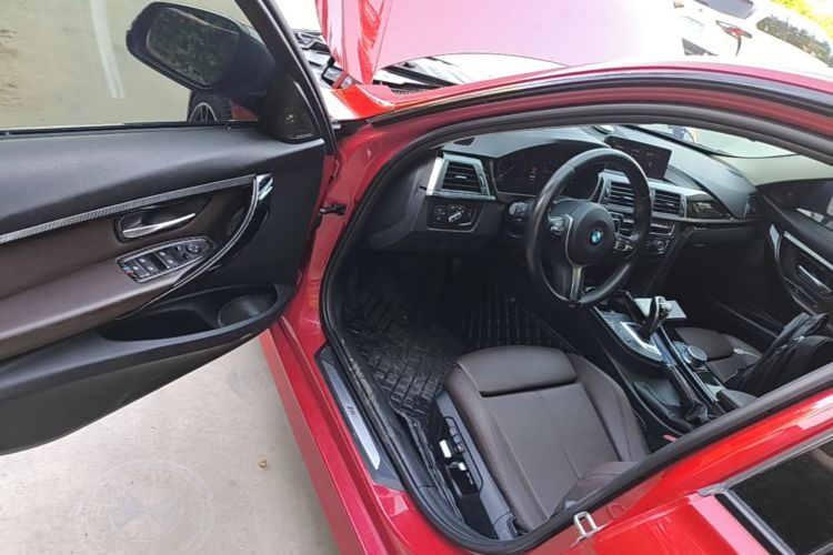 BMW 3 Series 2017 #12 BMW 3 Series 2017 car image #12