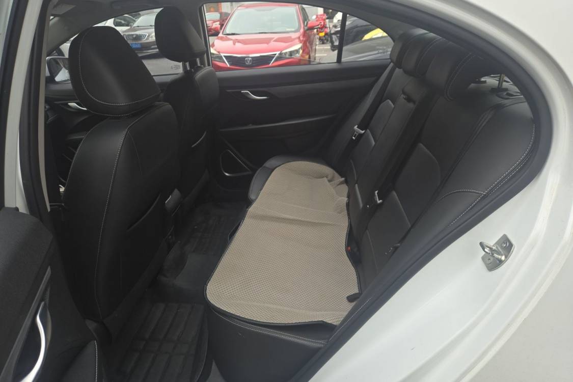 GEELY Emgrand 2021 #19 GEELY Emgrand 2021 immagine di auto #19