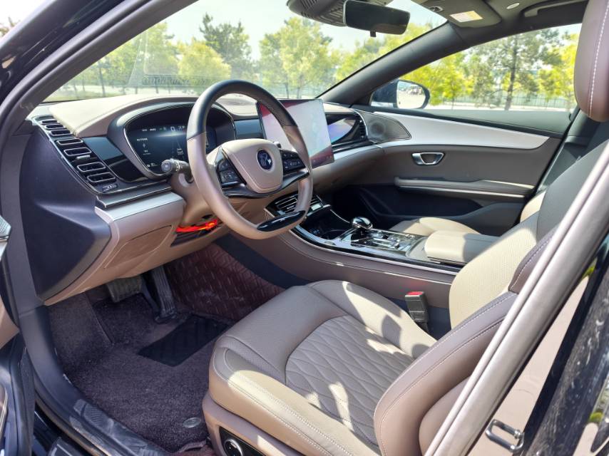 BYD Han 2024 car image #7