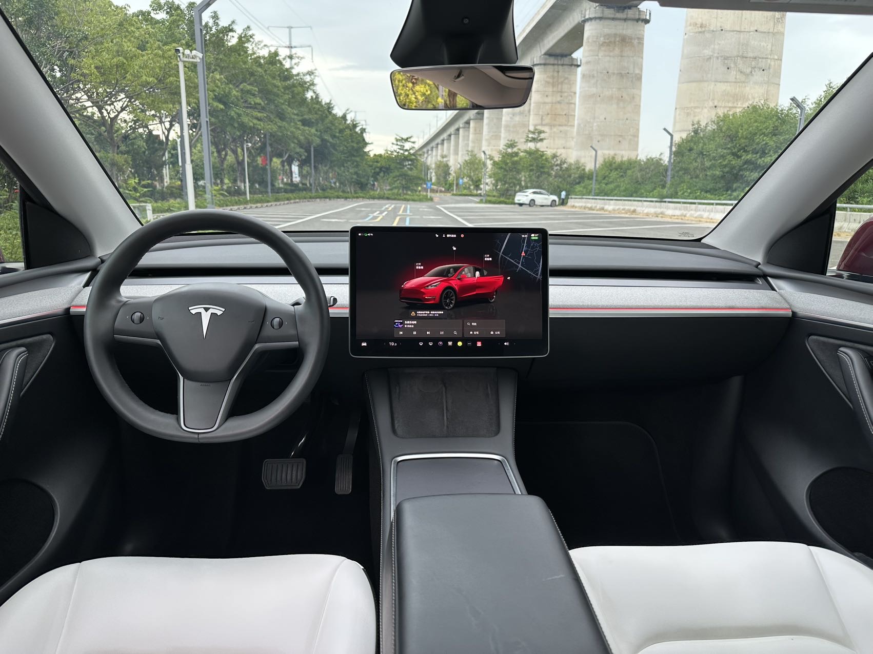 Tesla Model Y 2024 car image #7
