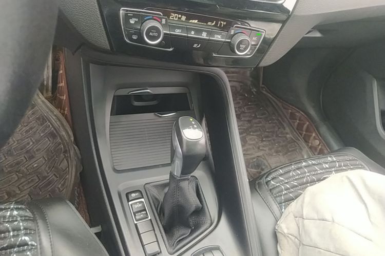 BMW X1 2017 car image #14