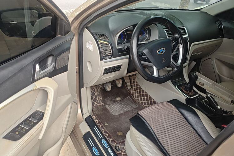 GEELY Emgrand 2015 car image #16