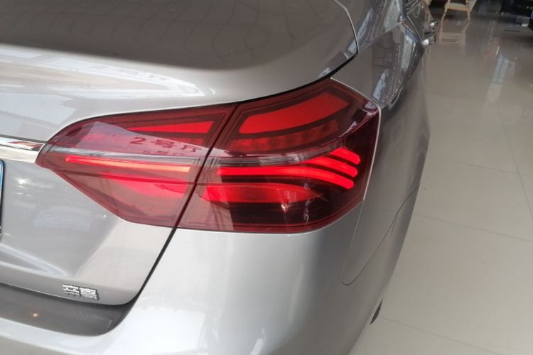 GEELY Emgrand 2020 #8 GEELY Emgrand 2020 car image #8