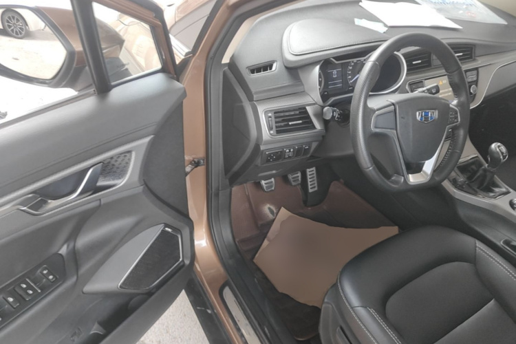 GEELY Emgrand GS 2016 car image #16