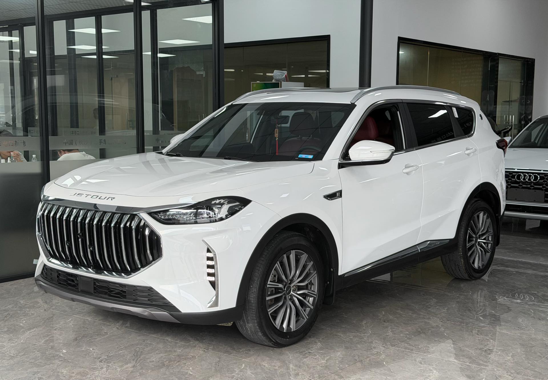 Jetour X70 PLUS 2023 car image 