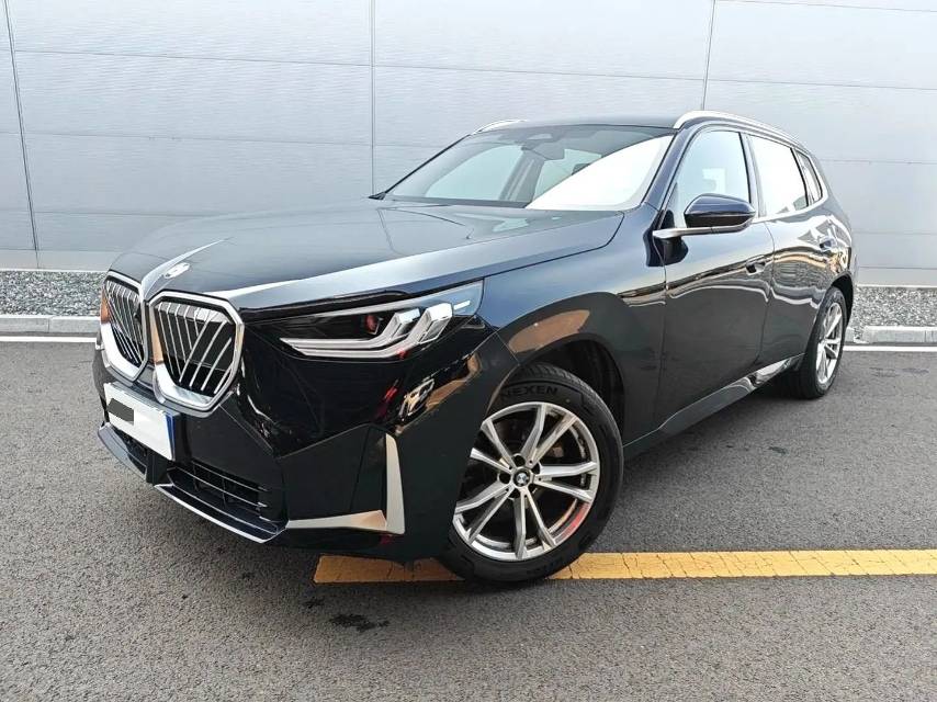 BMW X3 2025 car image 