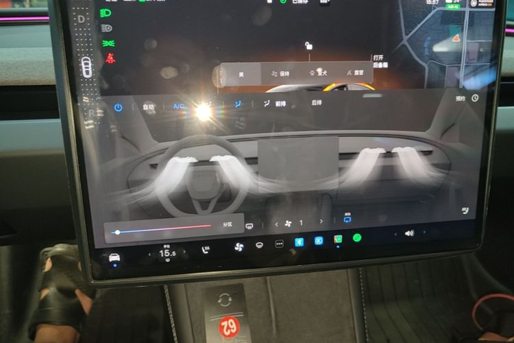 Tesla Model 3 2025 car image #13