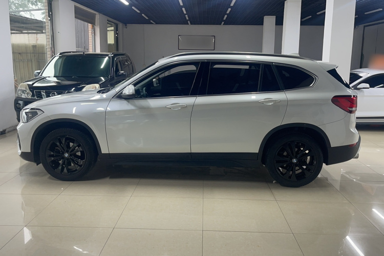 BMW X1 2020 #3 BMW X1 2020 car image #3