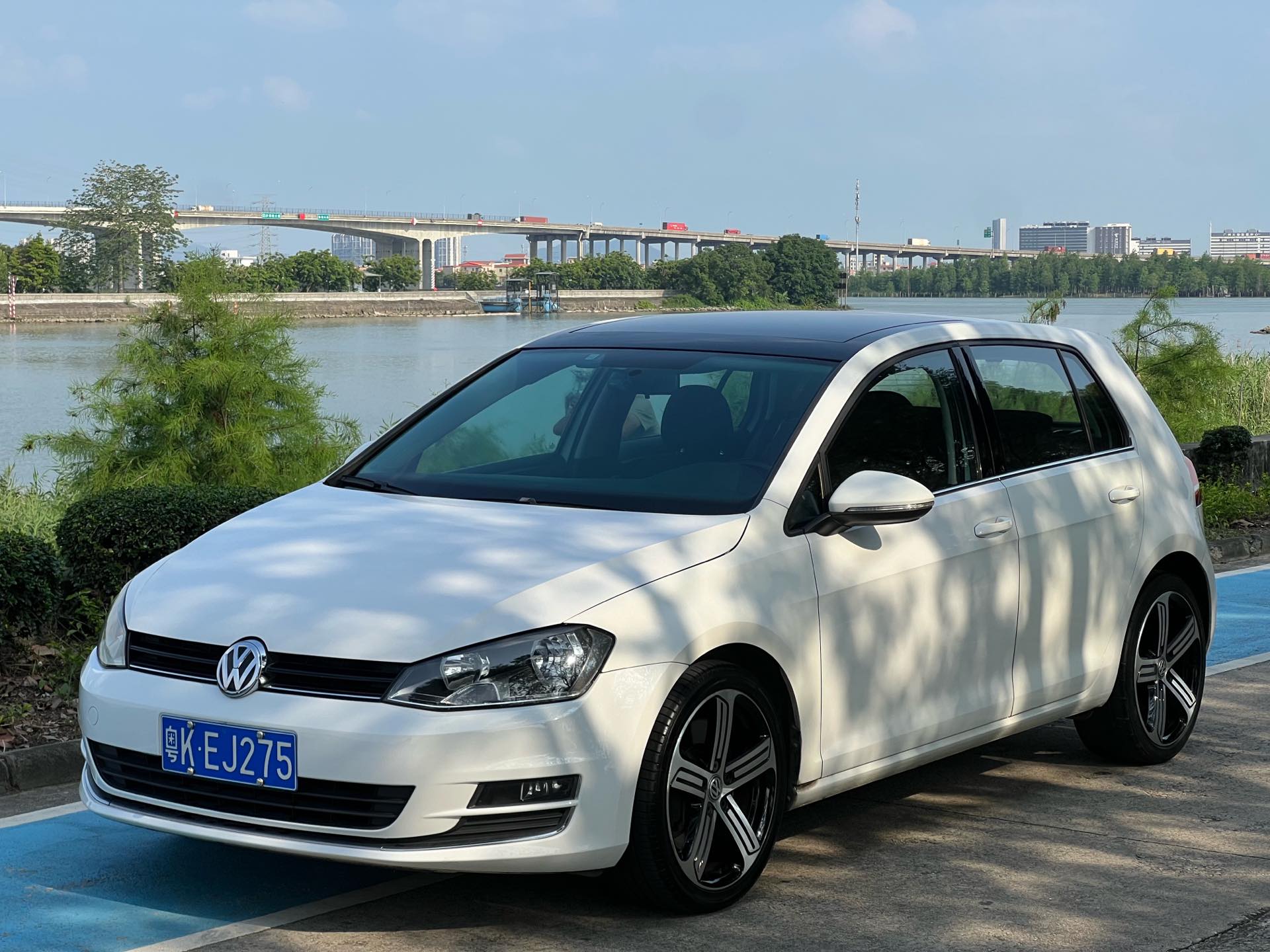 2014 2014 immagine di auto
