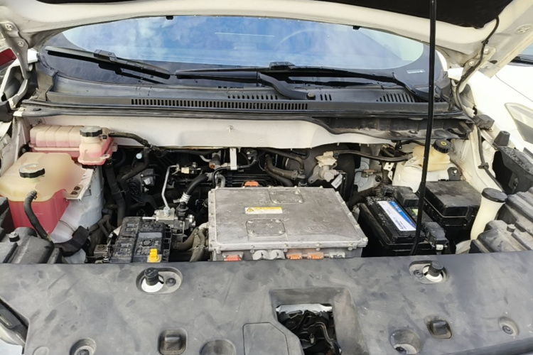 BYD Yuan New Energy 2019 #20 BYD Yuan New Energy 2019 car image #20