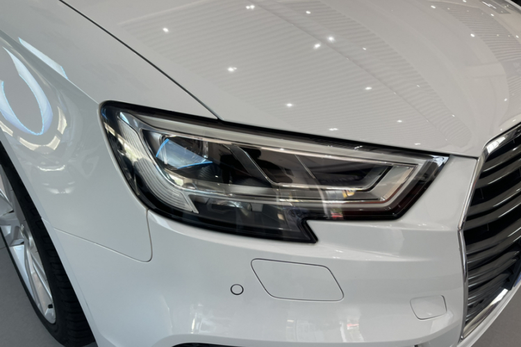 Audi A3 2019 car image #5