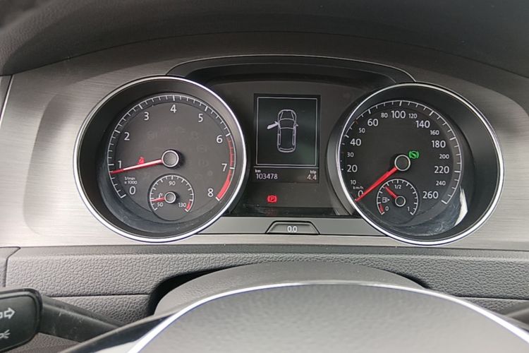 Volkswagen Golf 2016 car image #16