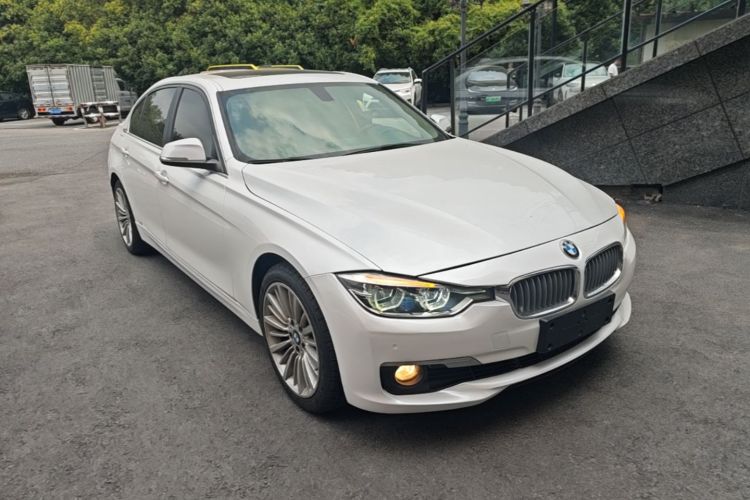 BMW 3 Series 2018 #4 BMW 3 Series 2018 immagine di auto #4