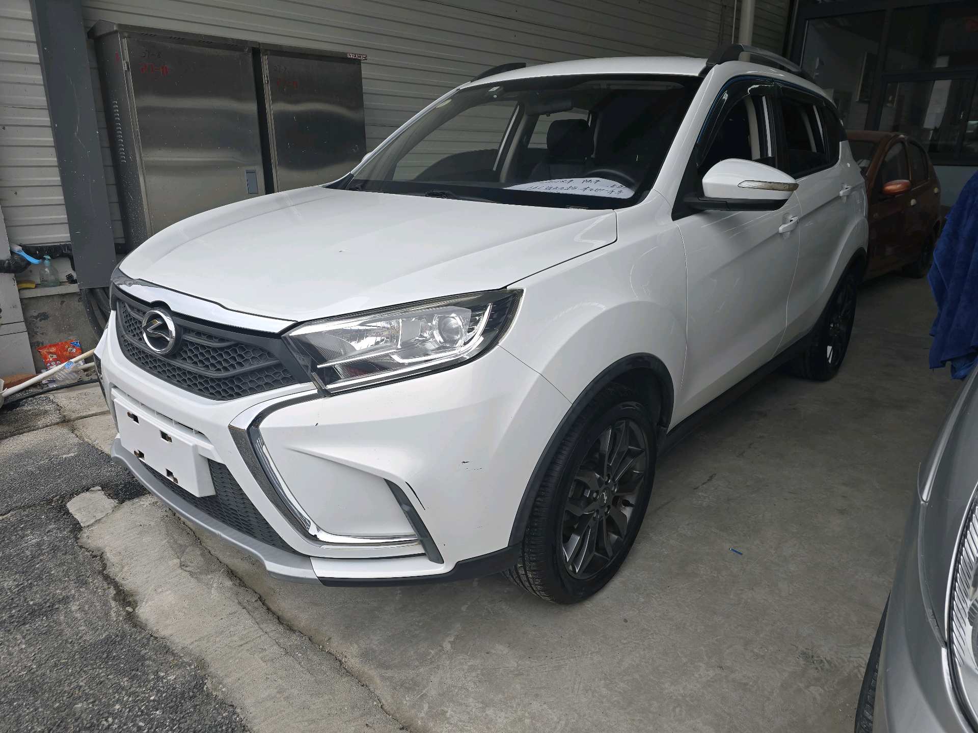 2018 2018 car image