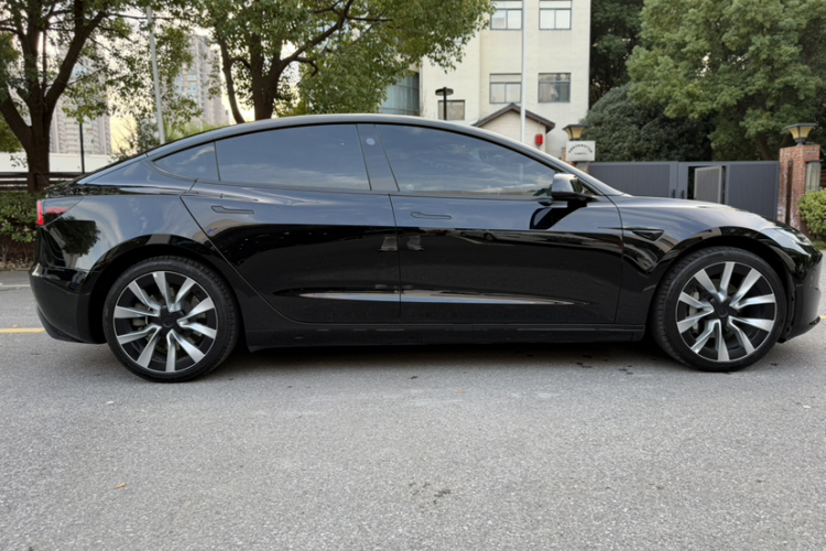 Tesla Model 3 2025 #7 Tesla Model 3 2025 car image #7
