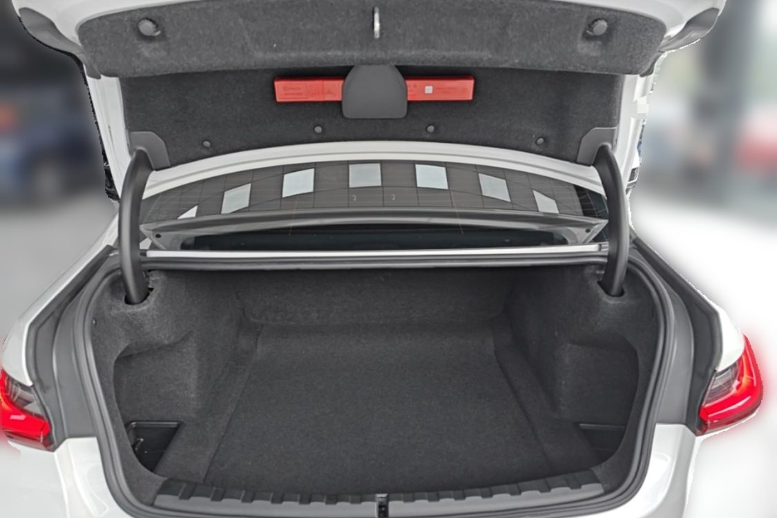 BMW 3 Series 2024 #5 BMW 3 Series 2024 immagine di auto #5