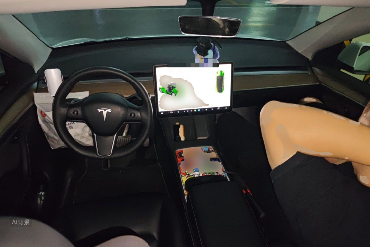 Tesla Model Y 2023 car image #11