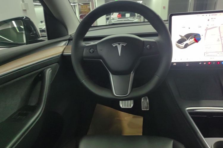 Tesla Model Y 2021 #12 Tesla Model Y 2021 car image #12
