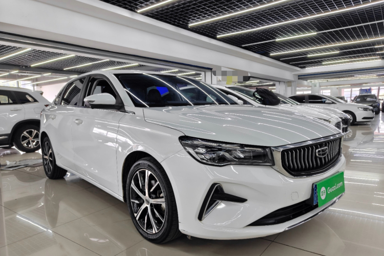 GEELY Emgrand 2022 #4 GEELY Emgrand 2022 car image #4