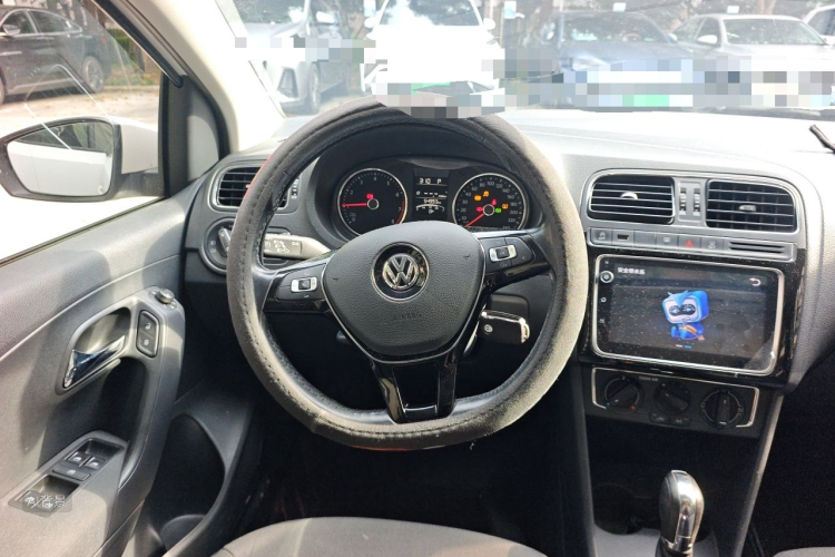 Volkswagen Polo 2019 #12 Volkswagen Polo 2019 car image #12