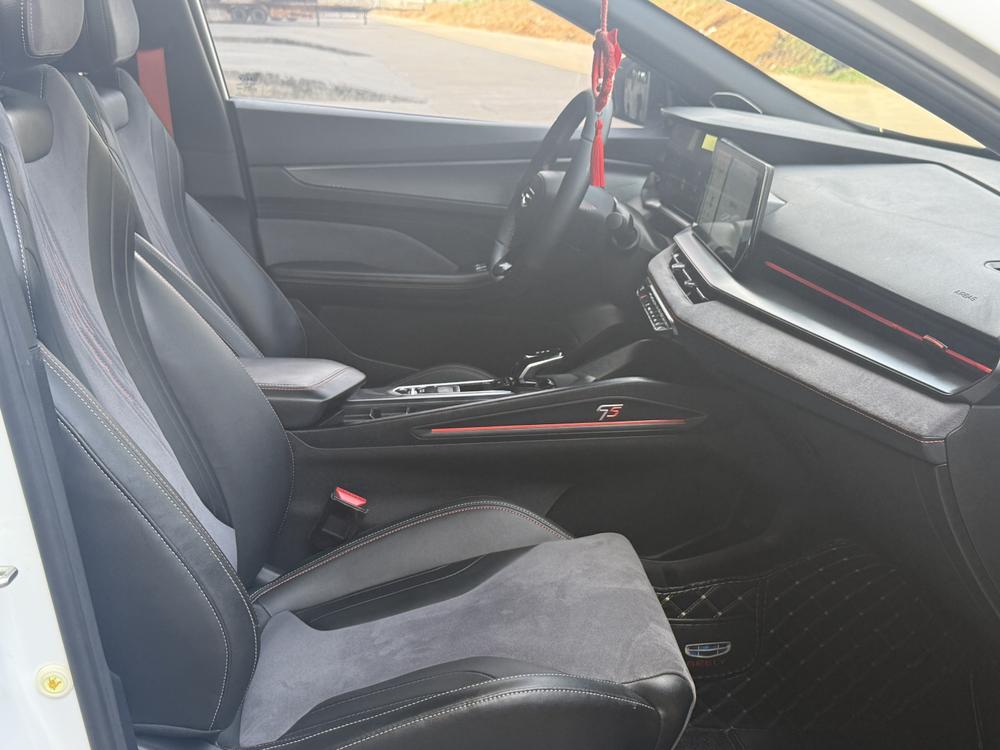 GEELY Binray 2022 car image #14