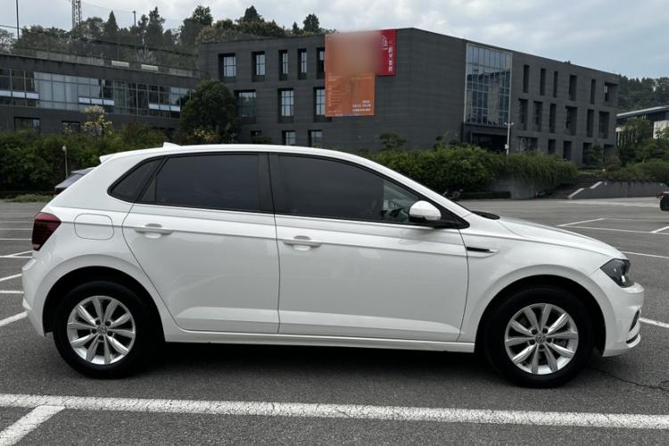 Volkswagen Polo 2020 #4 Volkswagen Polo 2020 صورة سيارة #4