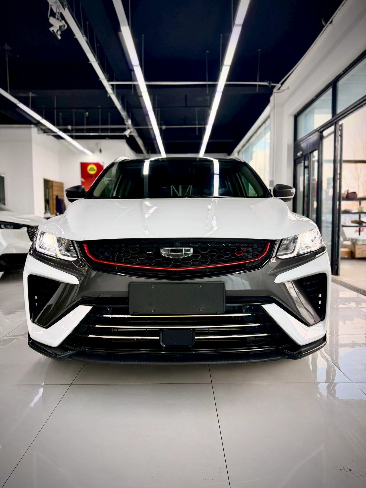 GEELY Coolray 2022 imagen de coche #2